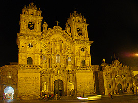 no�n&iacute; kostel La Compa�ia de Jesus