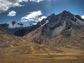andsk&eacute; vrcholky nad sedlem Abla la Raya
