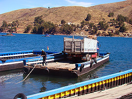 p�&iacute;voz p�es &uacute;�inu jezera Titicaca